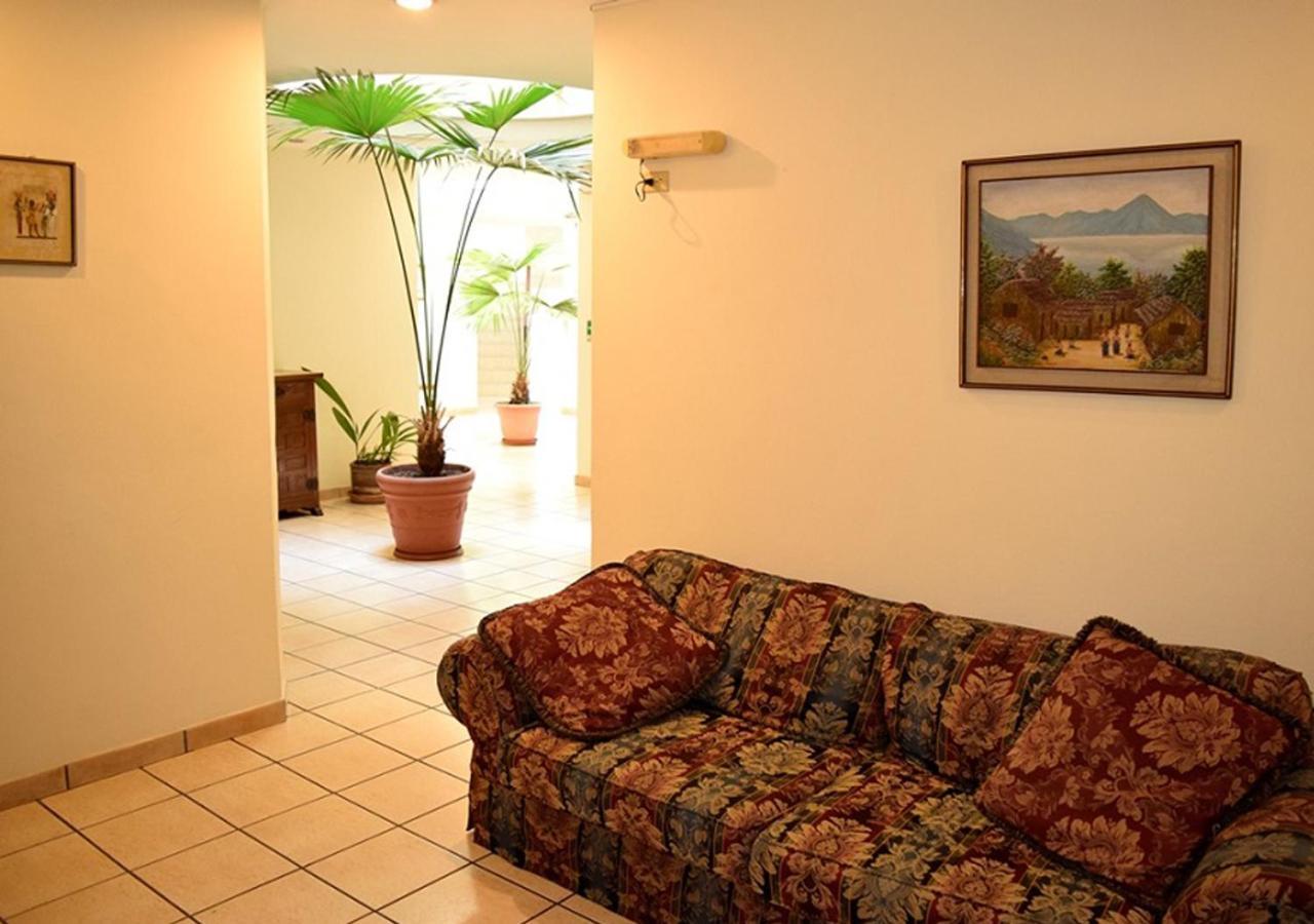 Hotel Berlin San Salvador Bagian luar foto