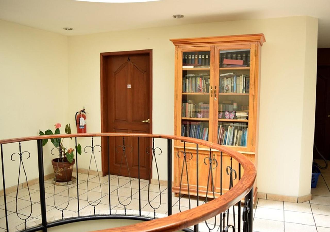 Hotel Berlin San Salvador Bagian luar foto