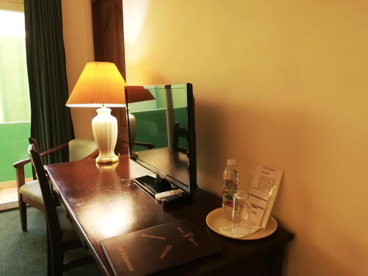 Hotel Berlin San Salvador Bagian luar foto