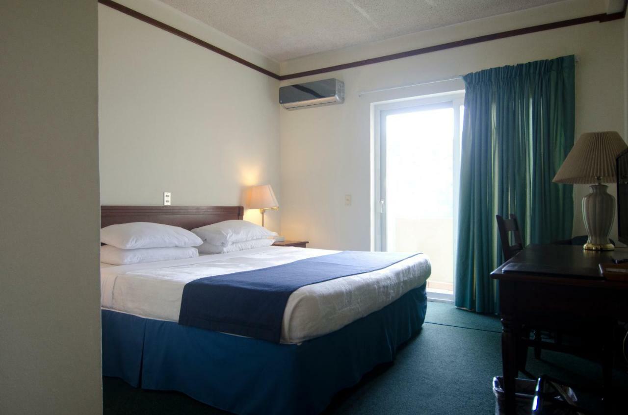 Hotel Berlin San Salvador Bagian luar foto